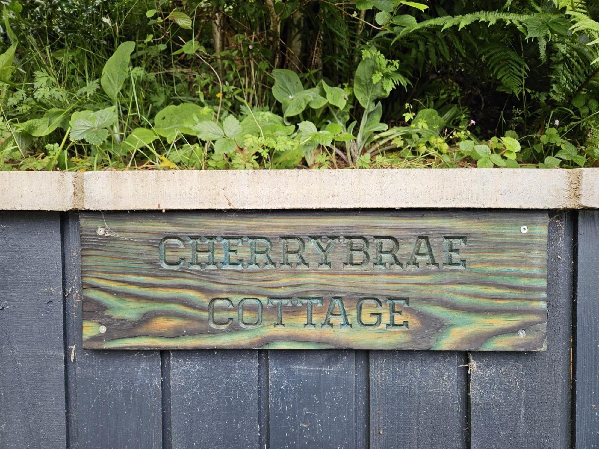 Cherrybrae Cottage เซนต์ฟิลลันส์ ภายนอก รูปภาพ